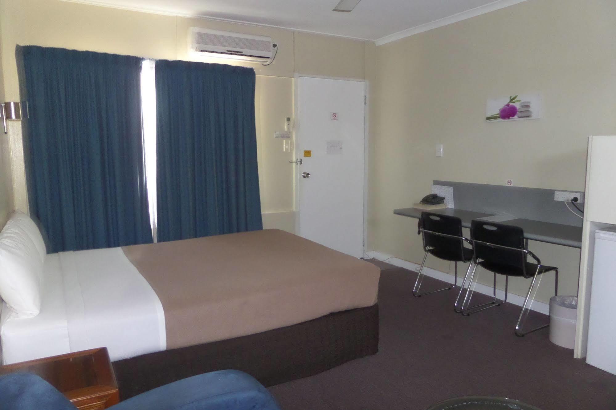 Moondarra Motel Innisfail Ngoại thất bức ảnh