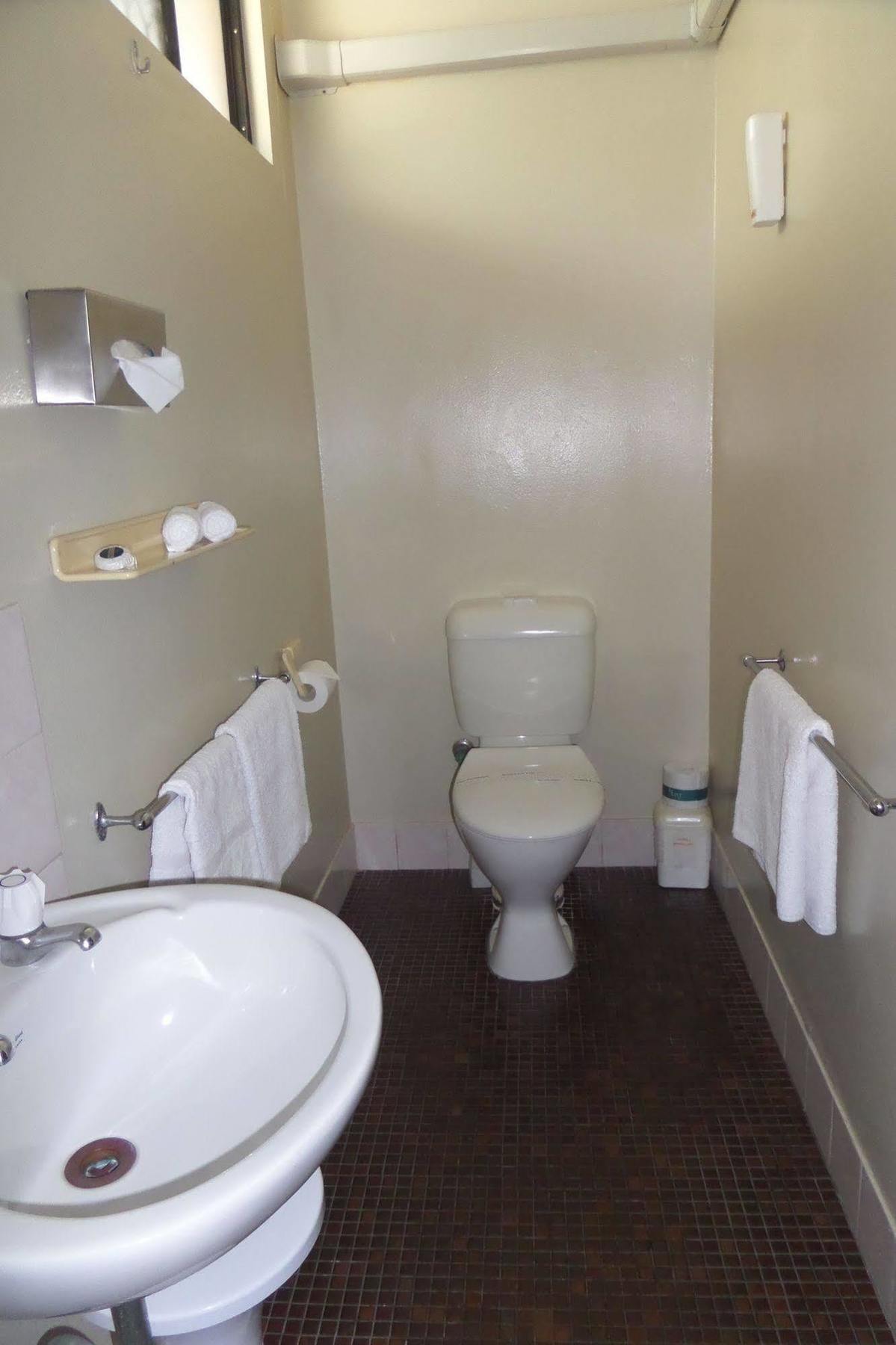 Moondarra Motel Innisfail Ngoại thất bức ảnh
