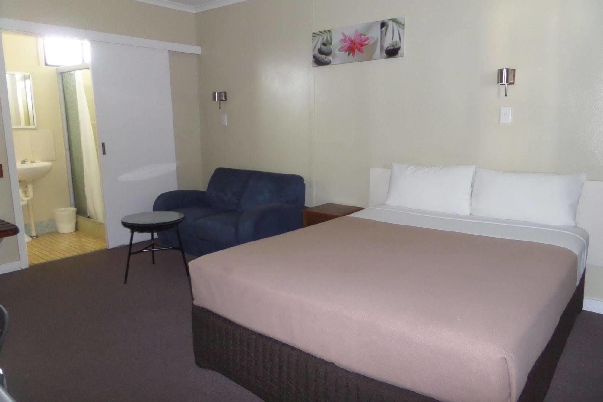 Moondarra Motel Innisfail Ngoại thất bức ảnh